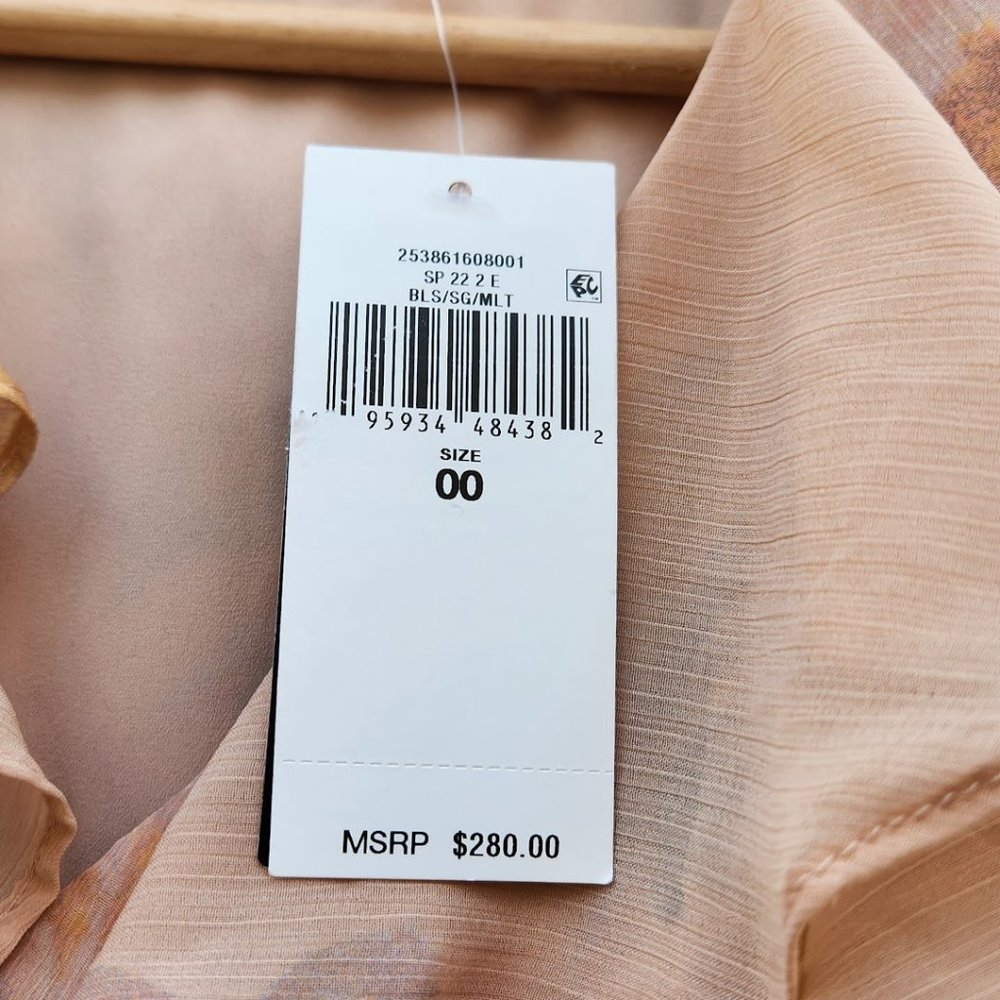 Lauren Ralph Lauren Floral Crinkled Georgette Gown in Blush Multi - Picture 8 of 8